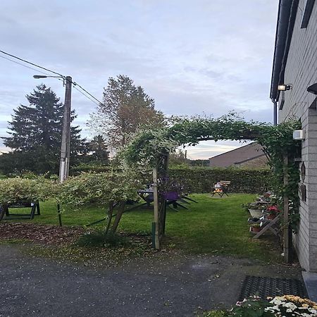 Cozy Apartment In Paliseul With Garden Carlsbourg Luaran gambar